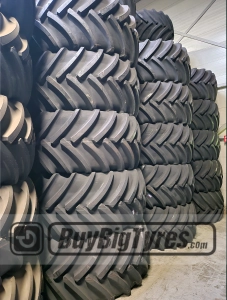 900/60R32 Mitas SFT