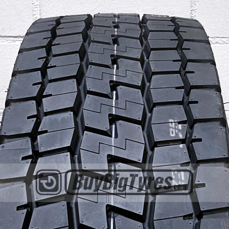 275/80R22.5 Yokohama 710R Snow