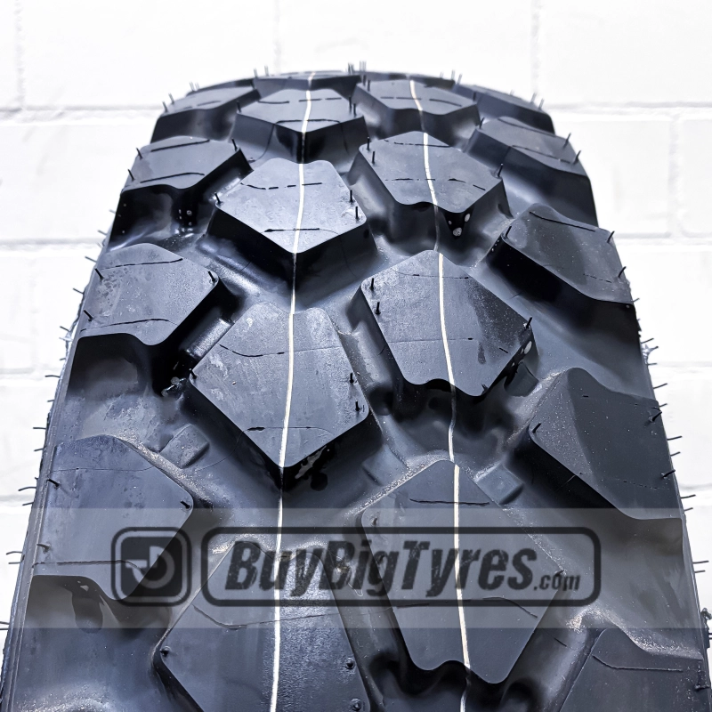 275/80R20 Michelin X Force ZL