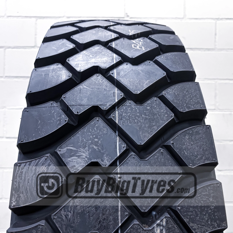 Yokohama 315/80R22.5 Super Steel LY717