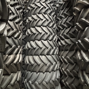 600/70R30 Continental TractorMaster
