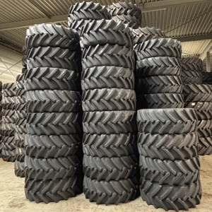 440/65R24 Continental TractorMaster