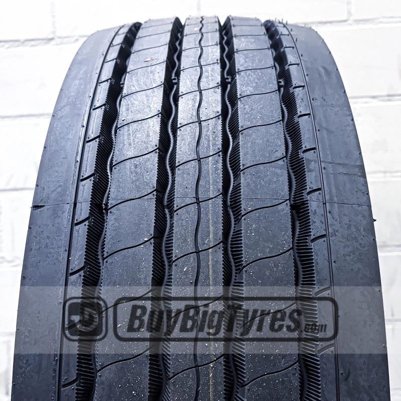 285/70R19.5 Advance GR-T1