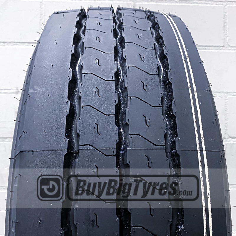 245/70R17.5 Goodyear KMAX T