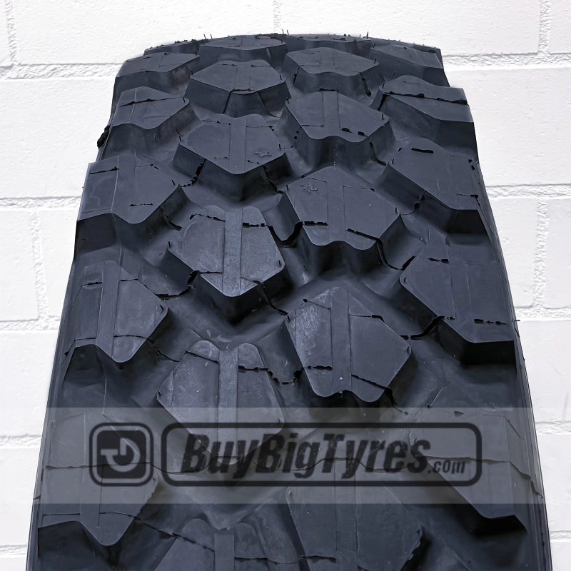 Michelin 13R22.5 XZL