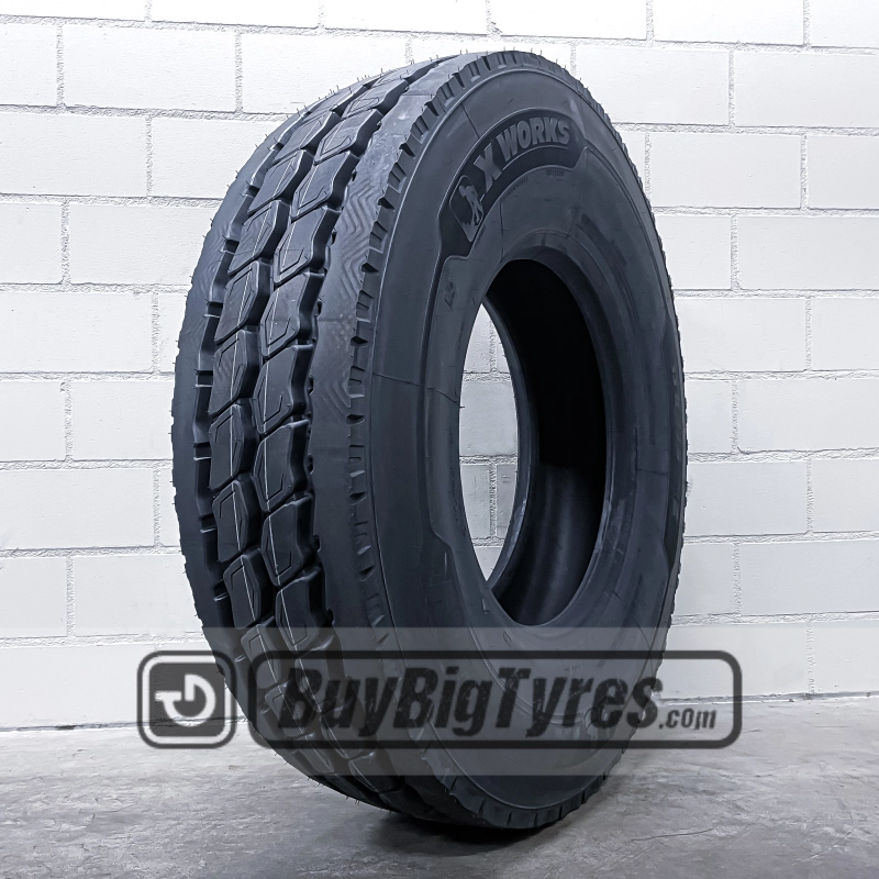 Michelin 13R22.5 X Works Z