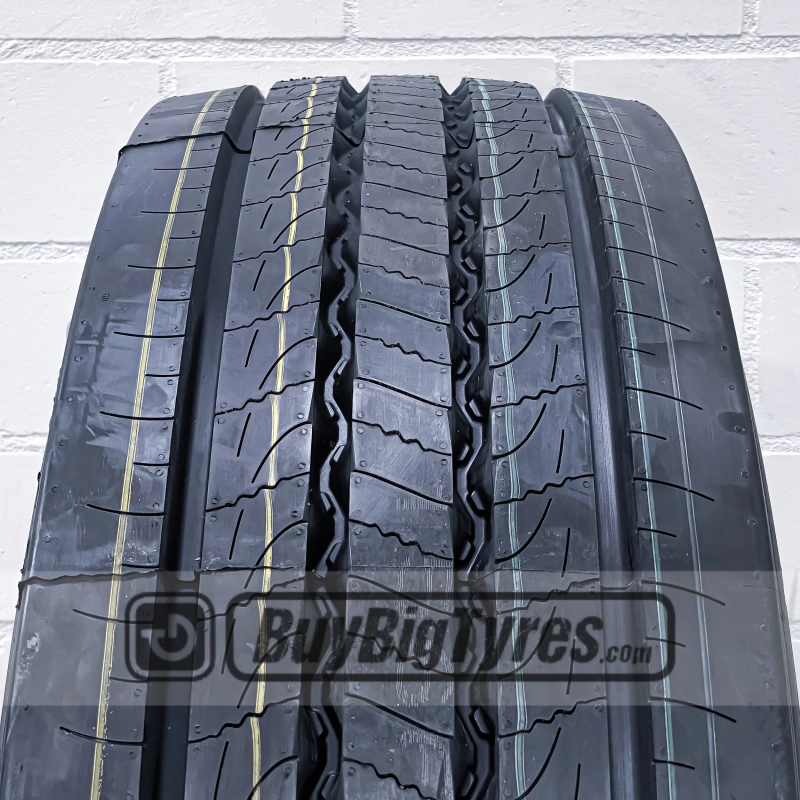 Continental 315/70R22.5 LightPro S